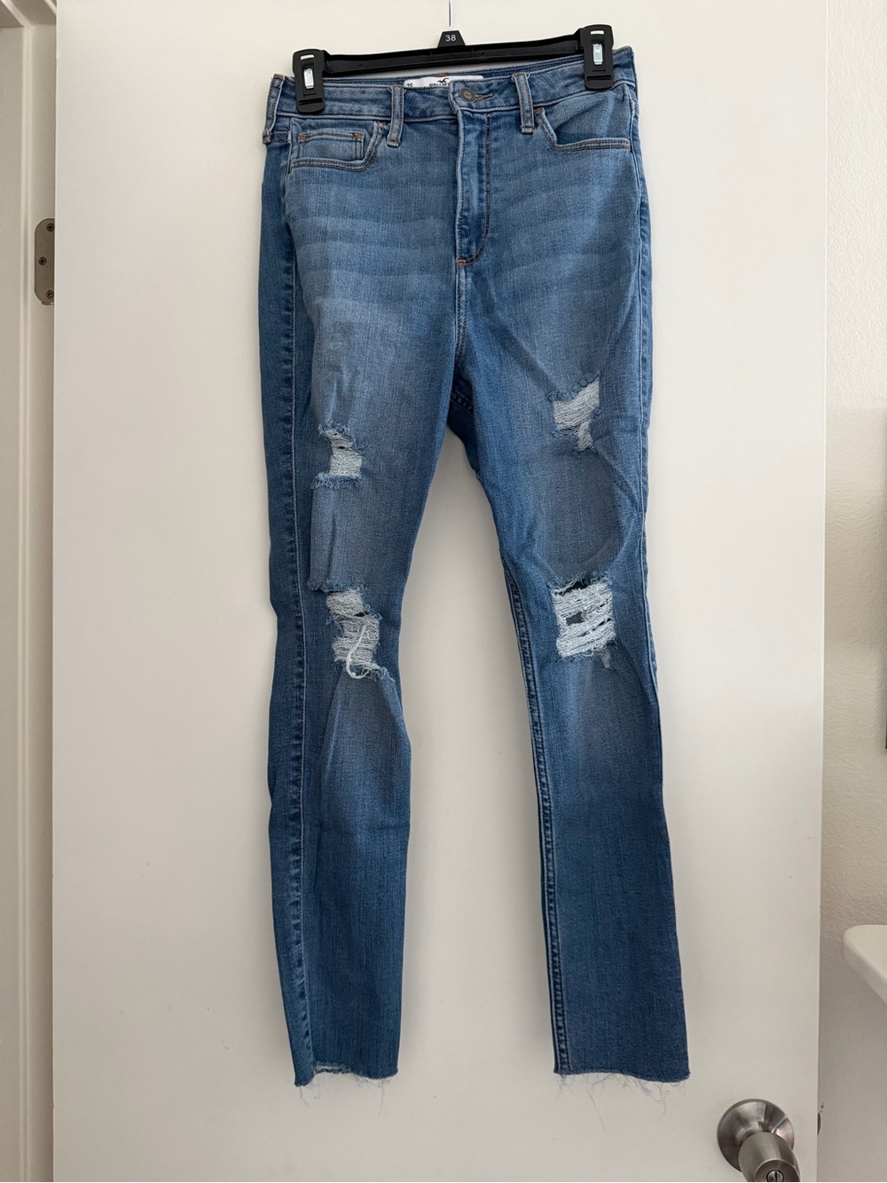 Hollister womens curvy ultra high rise super skinny 7s